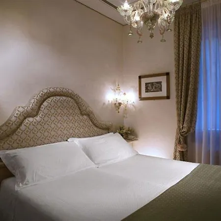 فندق Bonvecchiati 4*